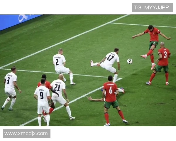 C罗犯规罚下全过程：从绿茵场到争议焦点